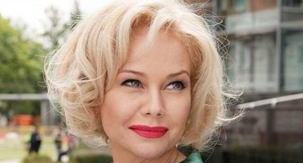 Елена Корикова запомнилась многим главной ролью в сериале «Бедная Настя».