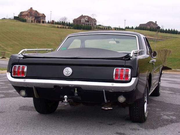 Очередной скелет из шкафа Ford Mustang (21 фото) Очередной скелет из шкафа Ford Mustang (21 фото)