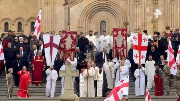 Католикос-Патриарх Илия II похоронен в Сионском соборе Тбилиси