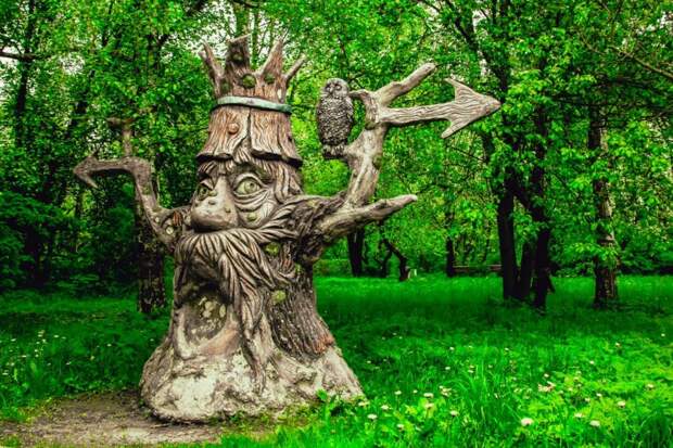 Скульптуры из Берендеева сада убрали для безопасности посетителей