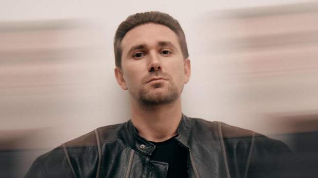 Даниил Глейхенгауз: Мужская фигур(к)а