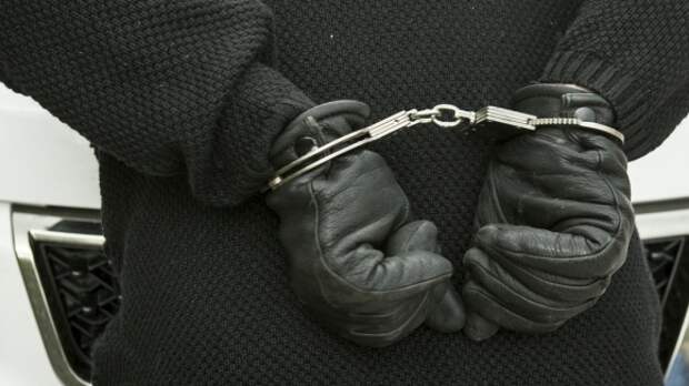 Полиция Франции проводит спецоперацию в Тулоне после обнаружения головы человека