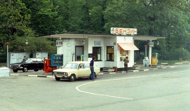 gasstation15 gasstation15 Бензоколонки в СССР история в фотографиях