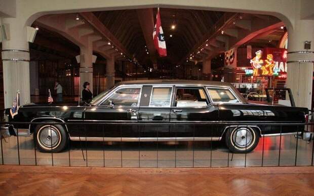 Автомобили президентов США (8 фото) Автомобили президентов США (8 фото)
