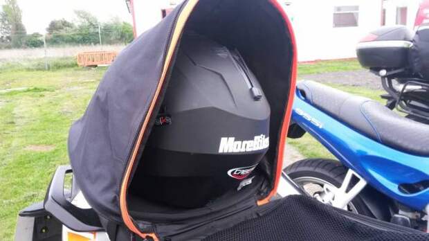 b2ap3_thumbnail_KTM-rear-bag-with-helmet-inside.jpg