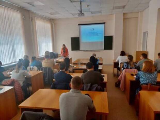 Елена Гнетова рассказала о деятельности бизнес-омбудсмена риелторам города Петрозаводска