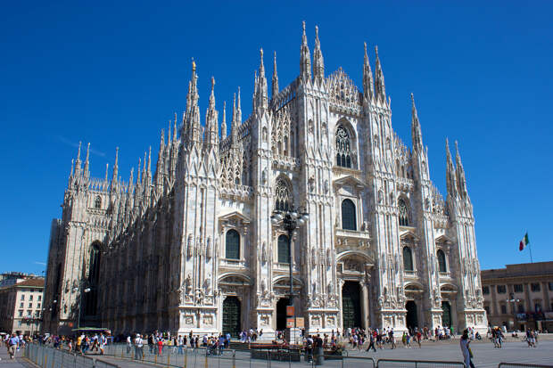 Миланский собор. Архитектурный стиль — готика. (Jiuguang Wang)
