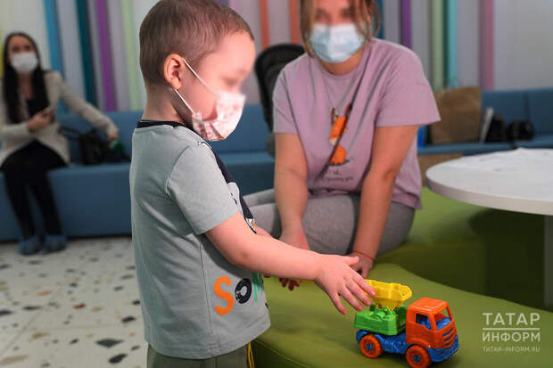 «Если ребенок постоянно спит, возможно, у него рак»: как понять, что у малыша онкология?