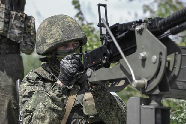 Экс-полковник СБУ Стариков: в конце лета на Украине произойдёт решающее сражение