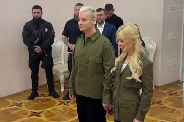 Мизулина назвала спонтанной свадьбу с Shaman в Донецке