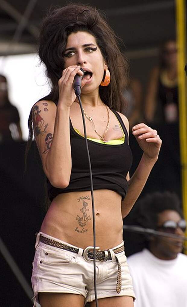 File:Amy Winehouse -Virgin Festival, Pimlico, Baltimore, Maryland-4August2007.jpg