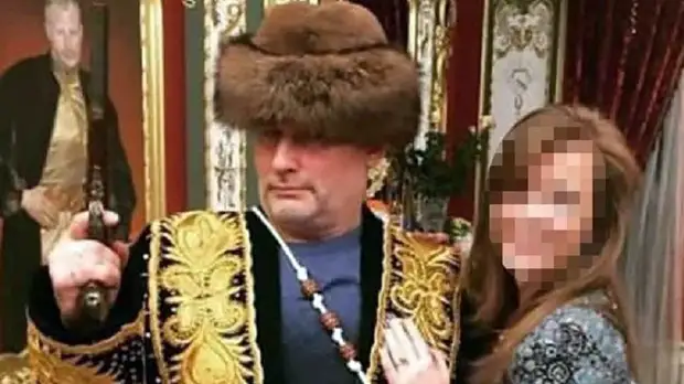 От «жигулей» до ТЦ и «замка»: RT выяснил подробности биографии пенсионера, устроившего стрельбу в Подмосковье