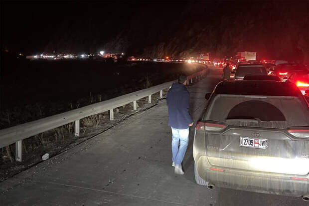 Россиянам из ЛНР, ДНР и Крыма отказывают во въезде в Грузию