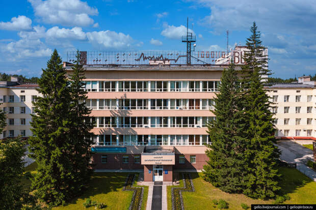 09_akadem