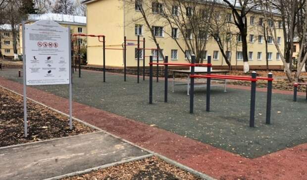 Подрядчик завершает благоустройство дворов в Советском районе