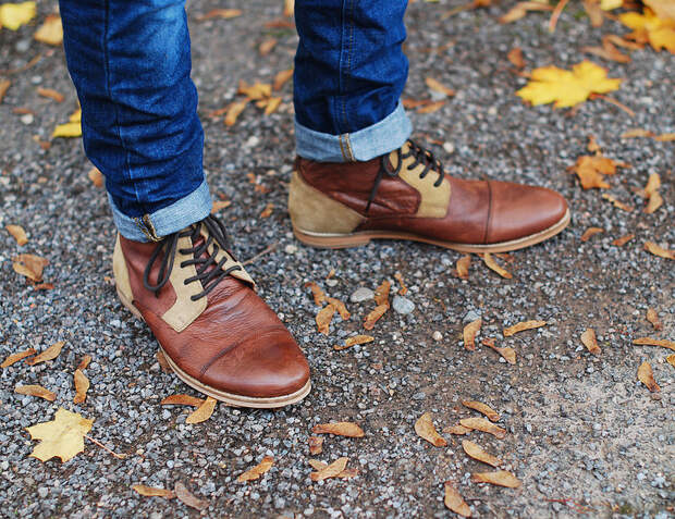 Skinny jeans and boots (over 40 menswear)
