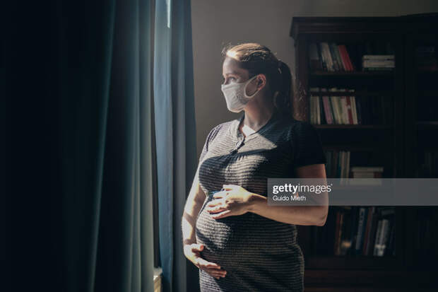 Pregnant woman with mask Pregnant woman with mask