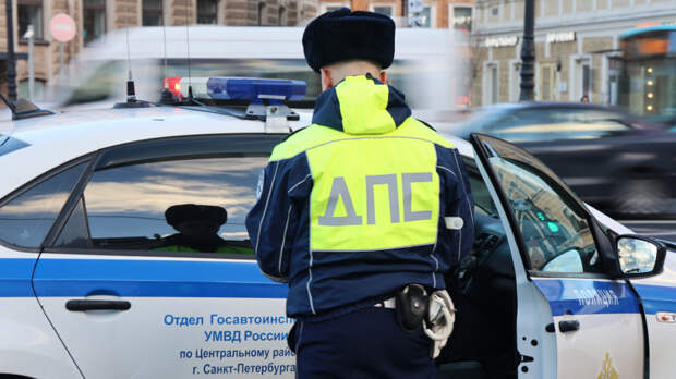 Поймать автохамов: как работает чат-бот ГАИ в Санкт-Петербурге