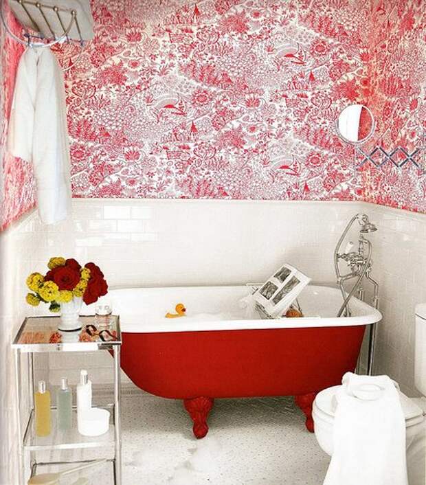 красный цвет в дизайне ванной комнаты, bathroom in red, red bathroom, красная ванная, фото красной ванной комнаты