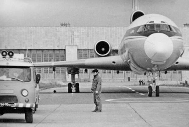25 лет назад , 9 ноября 1991 года, террористы захватили самолёт «Аэрофлота» Ту-154. Авиация, Аэрофлот, Самолет, Теракт