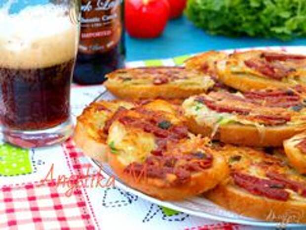 Гренки с колбасой и картофелем - приготовления блюда - шаг 5