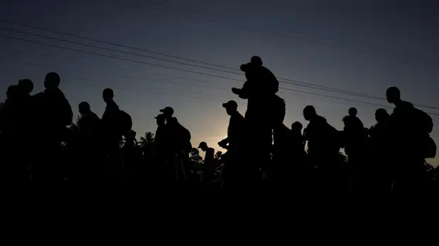 Движущийся в США «караван мигрантов» увеличился до 7 тысяч человек