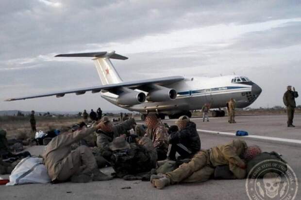 Военный самолёт