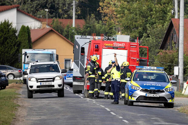 Сегодня на территорию Польши залетают какие-то беспилотники, которые вроде как сбивает ПВО