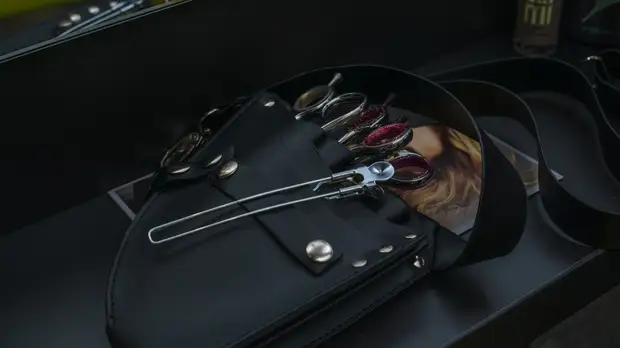 В Воронежской области разрешили возобновить работу парикмахерским и салонам оптики