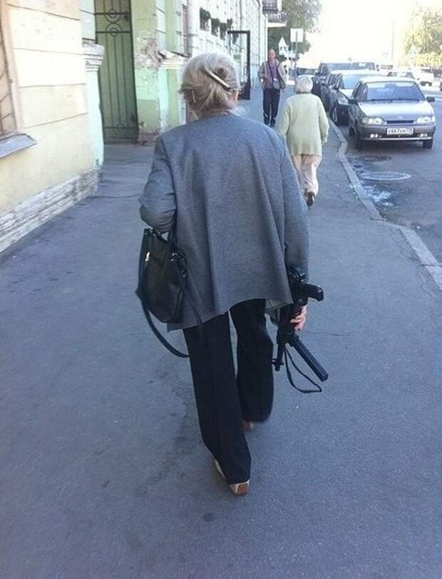 Будьте готовы! Всегда и ко всему WTF?, бетонные джунгли, в городе, город, необычно, опасное место, опасность, прикол