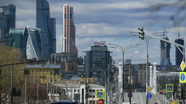 Власти Москвы напомнили об обязанности сотрудников магазинов регулировать поток посетителей