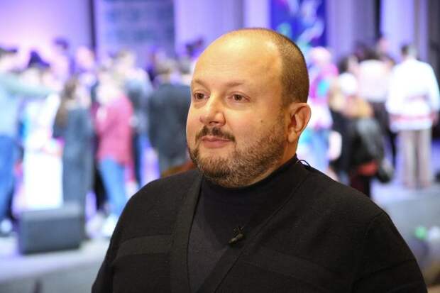 Режиссер Игудин назвал фильм Учителя «Цой» халтурной и скучной фальшивкой