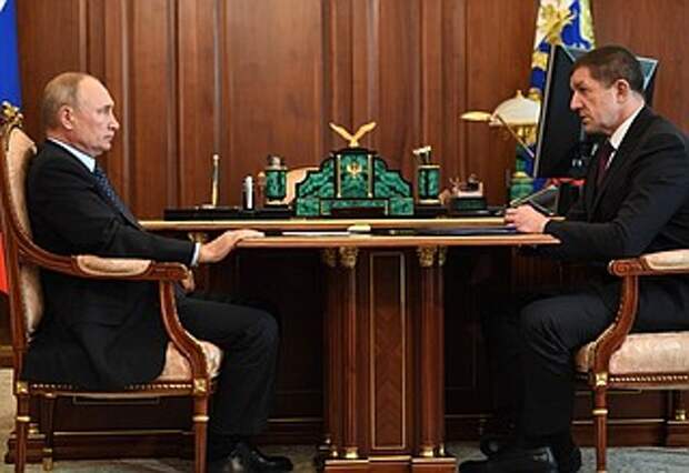 Рабочая встреча с президентом публичного акционерного общества «Ростелеком» Михаилом Осеевским.