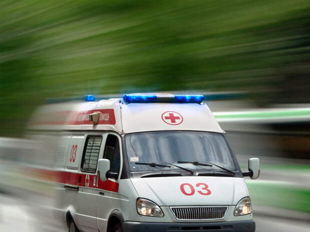 Ребёнок угодил в больницу после падения на скалодроме в Петербурге