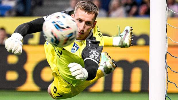 Самый надежный вратарь РПЛ Бориско — о 19 сухих матчах легендарного Овчинникова: «Рекорды бить всегда приятно»