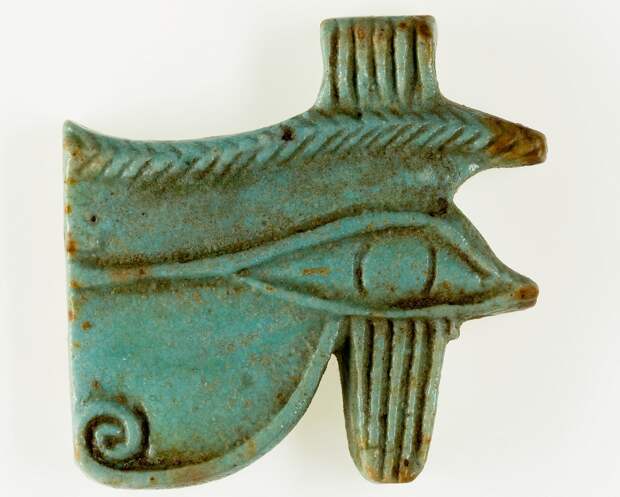 Wedjat_eye_amulet_MET_10.130.1900_EGDP018780.jpg Wedjat_eye_amulet_MET_10.130.1900_EGDP018780.jpg