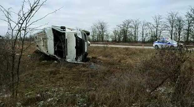 В Кировском районе Крыма в ДТП попал пассажирский автобус