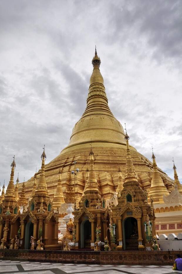 Пагода Шведагон (Shwedagon Pagoda). Мьямна