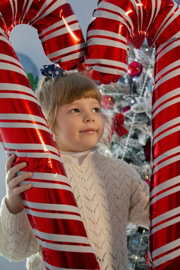 В Санкт-Петербурге прошла рождественская елка для детей участников специальной военной операции