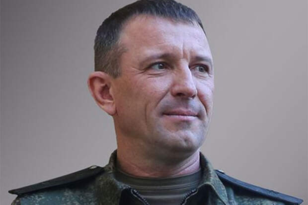 Военный суд оставил в СИЗО генерала Попова