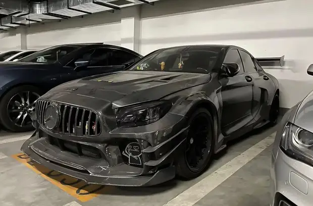 Ужасный тюнинг: самые странные доработанные автомобили