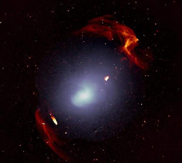 Астрономы получили самое четкое изображение самой большой ударной волны в скоплении галактик