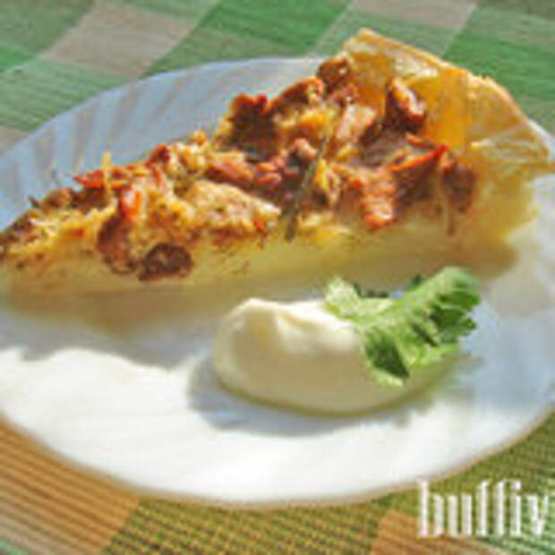 Картофельный пирог с лисичками.