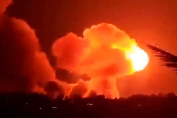 Мощные взрывы у Исфхана не имеют отношения к подземным ракетным базам Ирана