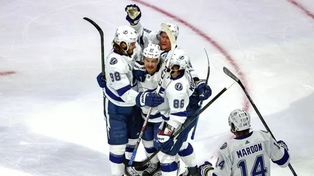 В шаге от трофея: четыре очка Кучерова и Сергачёва помогли «Тампе» обыграть «Даллас» в матче №4 финала Кубка Стэнли