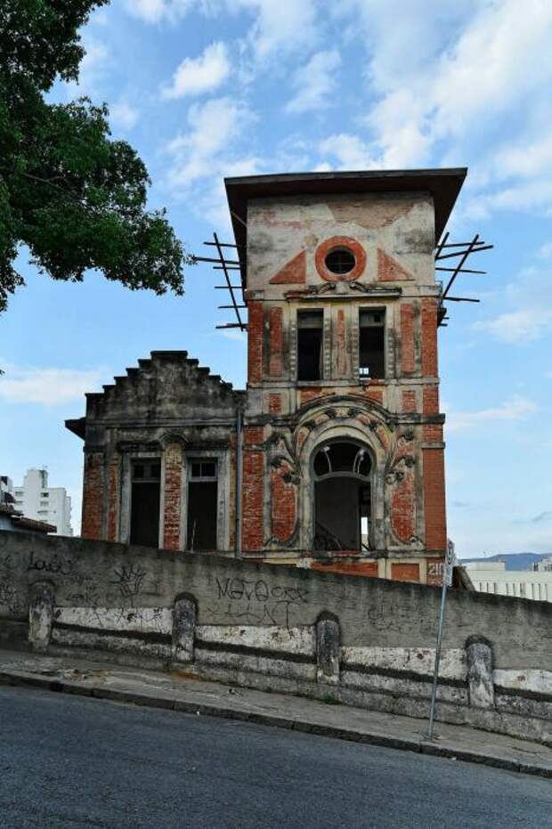 10 лучших проектов реставрации, которые вдохнули новую жизнь в старые здания