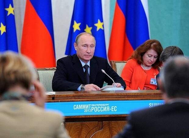 Политолог: Русские не сдадутся - в отношениях РФ и ЕС всё должно решиться до конца года Политолог: Русские не сдадутся - в отношениях РФ и ЕС всё должно решиться до конца года