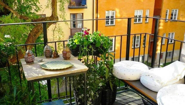 Самые красивые миниатюрные балконы