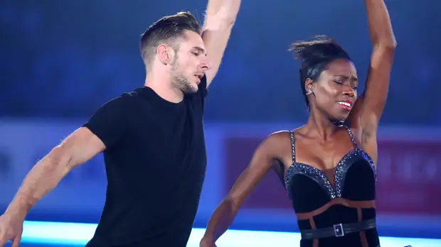 Фигуристы Джеймс и Сипре не выступят на Гран-при в новом сезоне