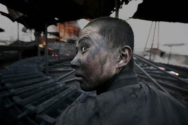 В Китае исчез знаменитый фотограф: 14 его фото, из-за которых это могло произойти